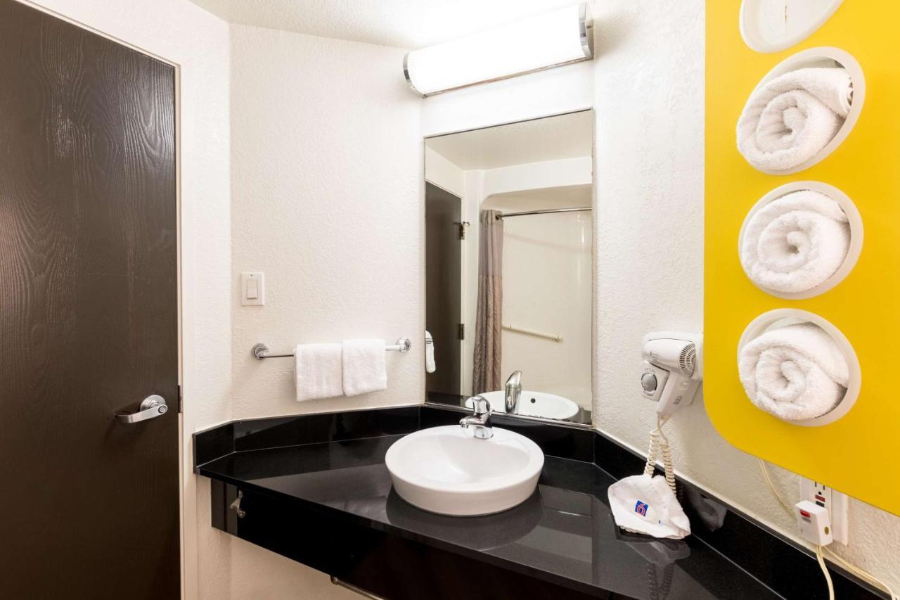 Motel 6-Irving, Tx - Dfw Airport North Ngoại thất bức ảnh
